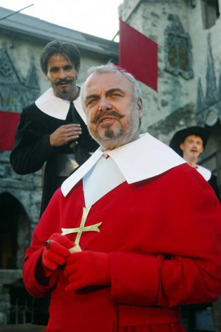 S Martinem Mejzlíkem a Milanem Němcem jako kardinál Richelieu ve Třech mušketýrech, VČD (Kunětická hora) 2004